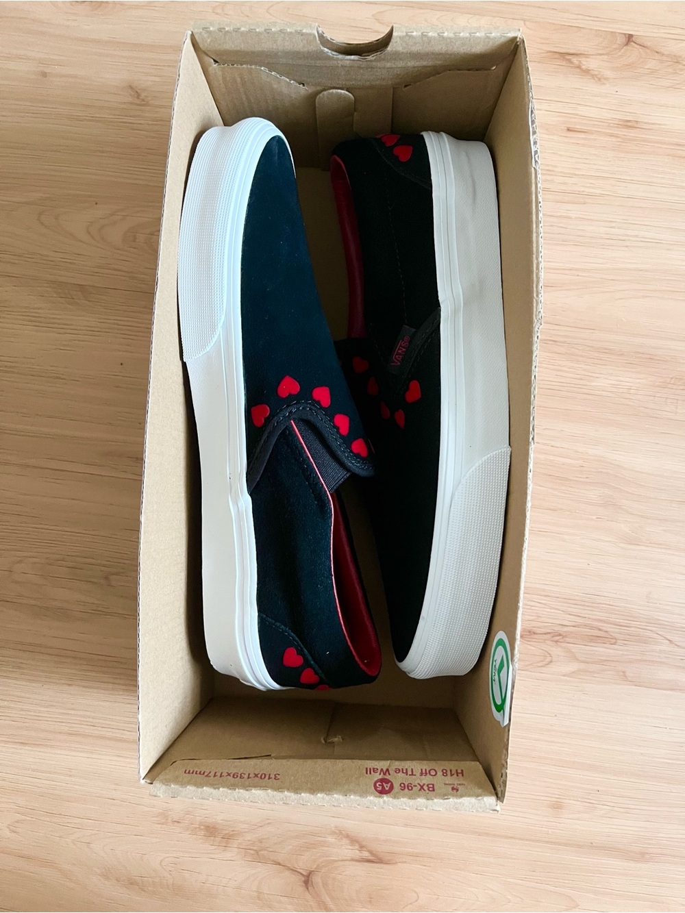 Vans Classic Slip-On Heart Black Suede Shoes Women 8.5 US - Picture 7 of 9